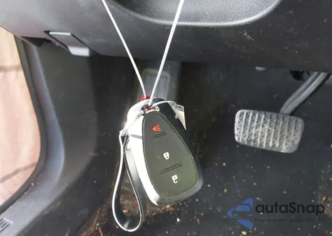 2019 Chevrolet Equinox Lt z USA, uszkodzony, nr VIN 2GNAXKEVXK6187555